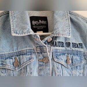 EUC Harry Potter Crop Denim Jacket with Embroidery Unisex Sz S Made In 2019